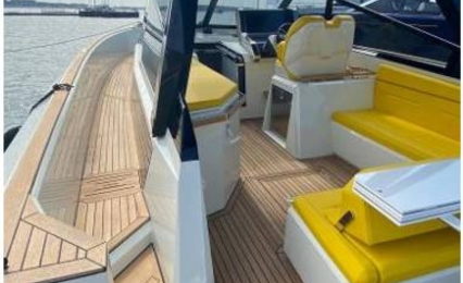 Travel in italy luxury yacht rental (4)