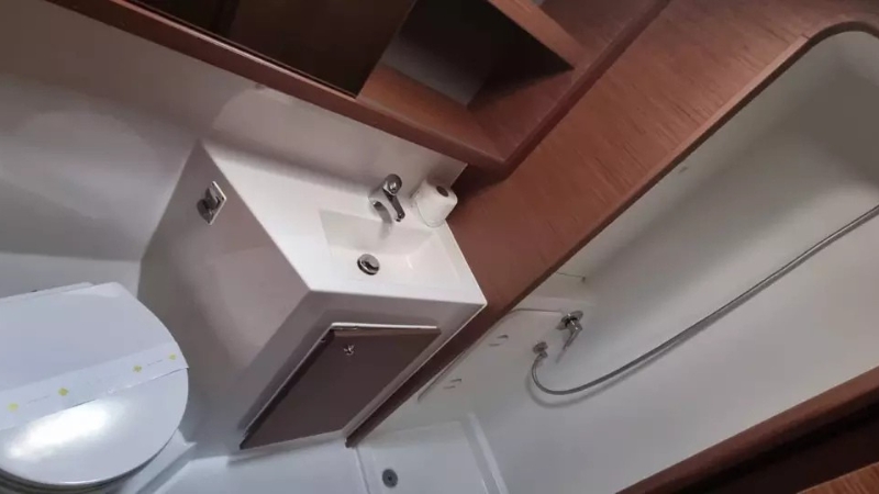 catamarano-lagoon-40-vela
