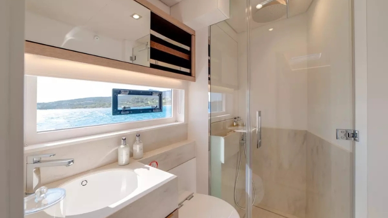 catamarano-lagoon-seventy-8-vela-2