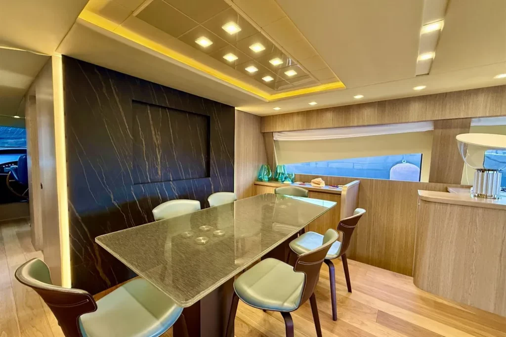 Noleggio amer 90 mergellina (2)