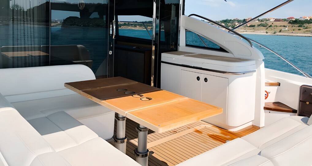 Noleggio-Princess-V-52-4